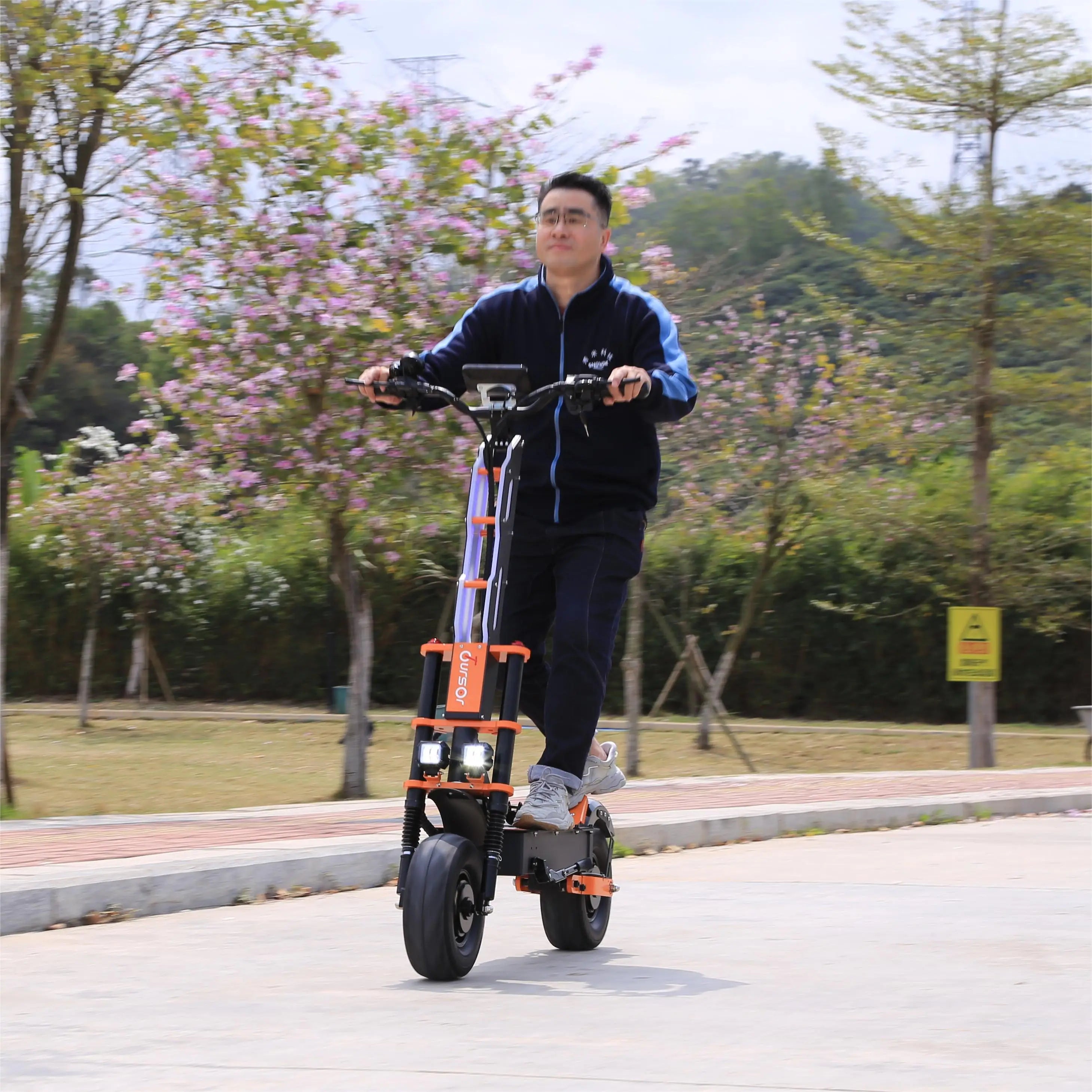 2025 Upgraded Escooter X8P 8000W 60V 38.4AH 13/14 inch Dual Motor Adult Off-road Electric Scooter Speed 100KM/H Mileage 120KM