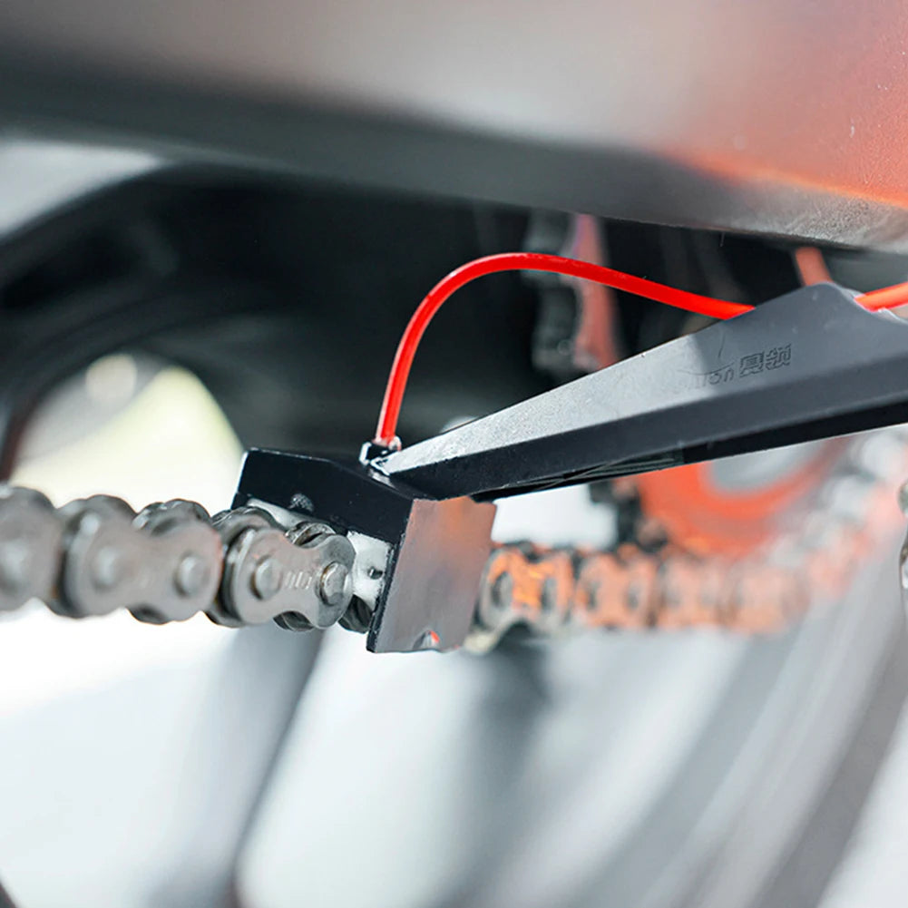 Motorcycle Chain Lube Applicator Mess-Free Chain Wax Chain Cleaner Attachment Motorcycle Chain Oil Applicator for Motorcycle